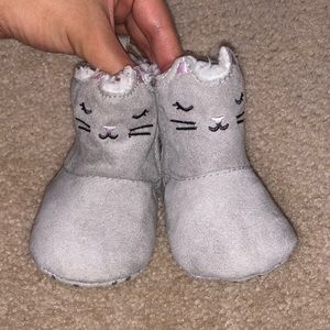 Old Navy faux-suede boots for baby